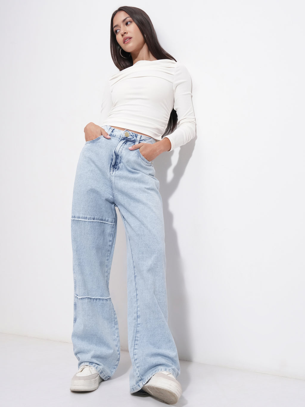 Tokyo Talkies Women Blue Flared Stretchable Jeans - Blue - Image 2