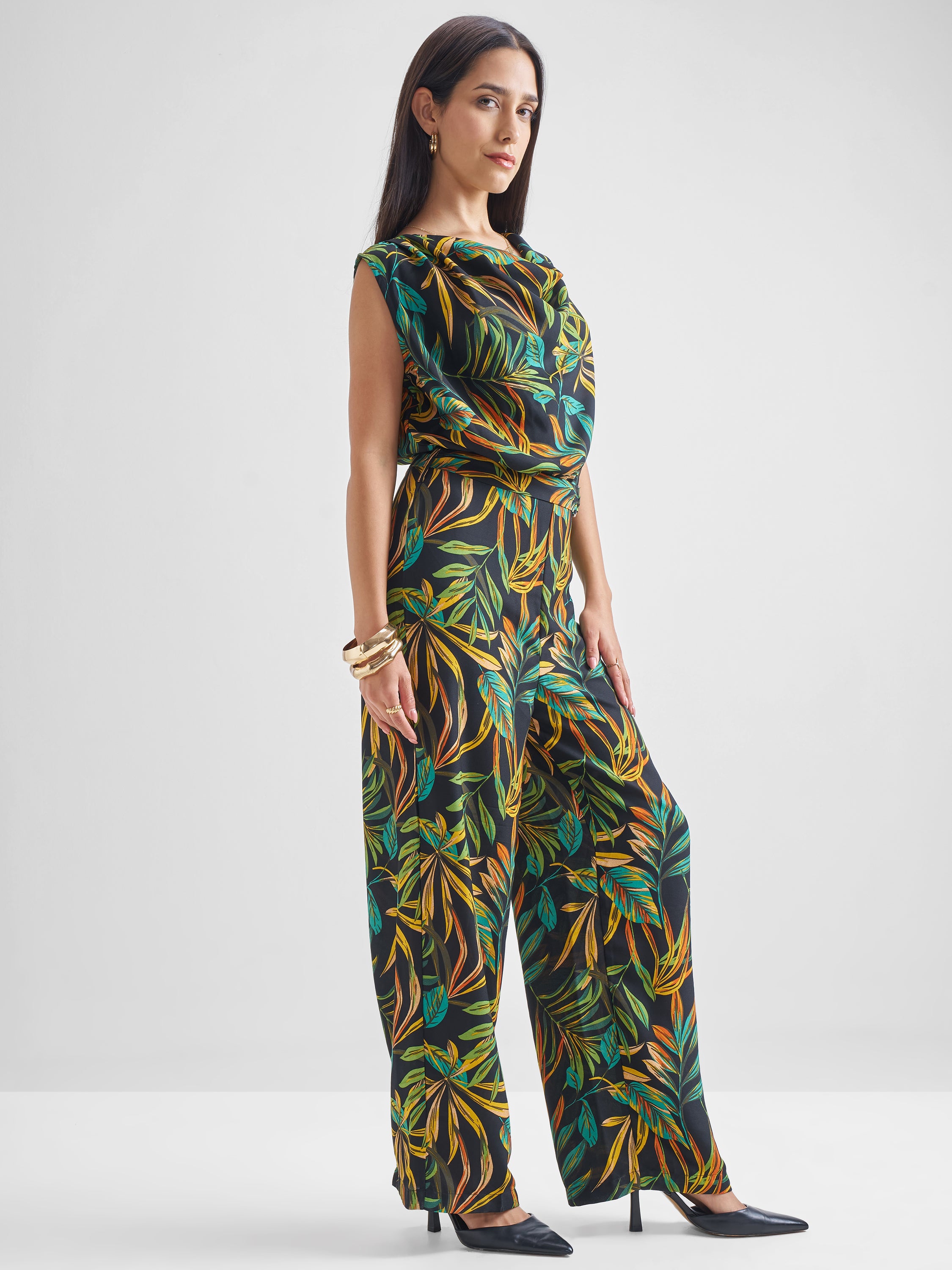 ESPYR By Tokyo Talkies Women Black Printed Jumpsuit - Black - Image 6