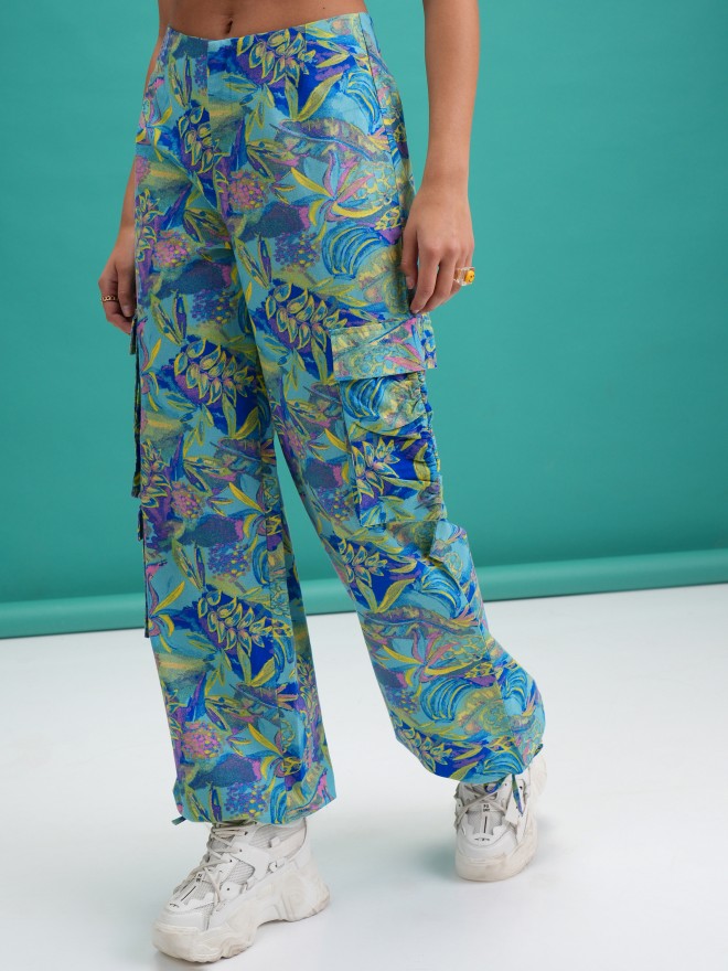 Tokyo Talkies Women Blue Printed Regular Fit Joggers - Blue - Image 4