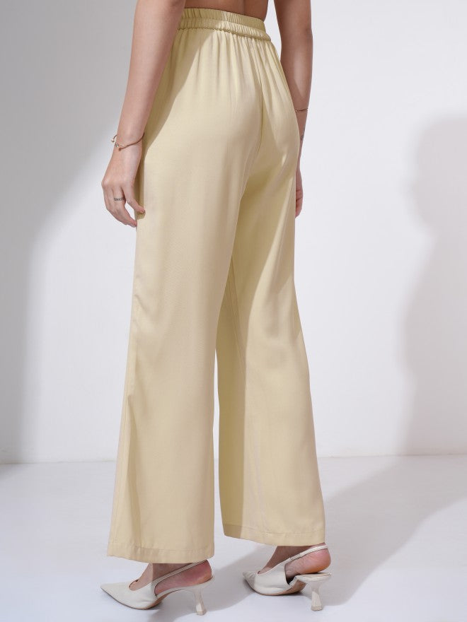 Tokyo Talkies Women Beige Solid Flared Casual Trouser - Beige - Image 3
