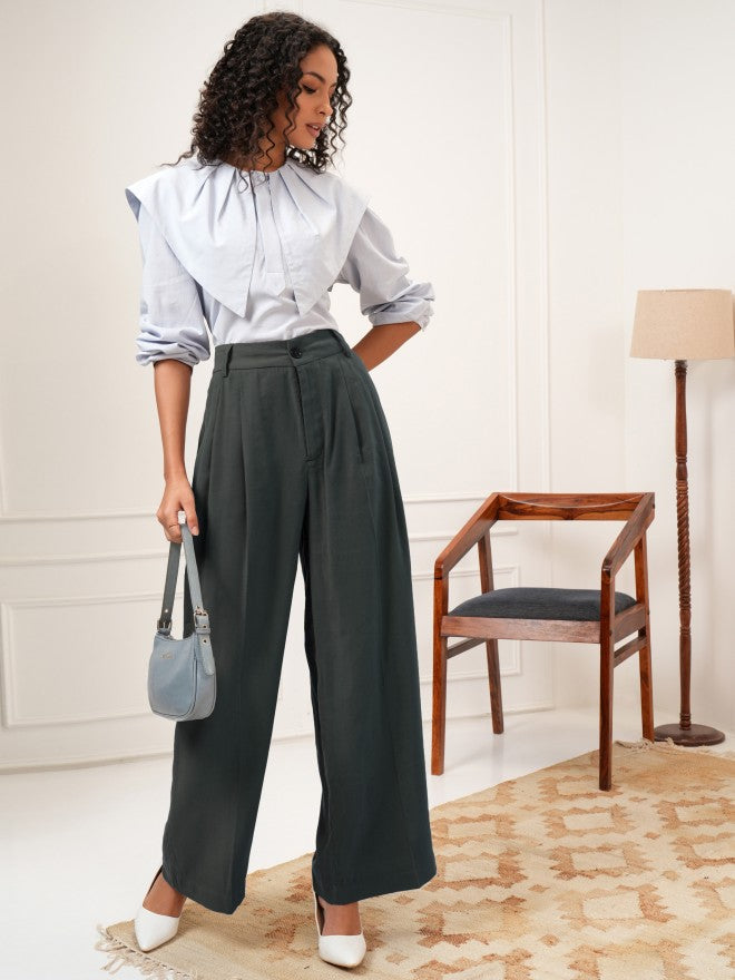 Tokyo Talkies Women Charcoal Solid Flared Casual Trouser - Charcoal - Image 2