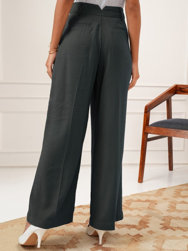Tokyo Talkies Women Charcoal Solid Flared Casual Trouser - Charcoal - Image 3