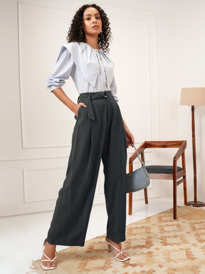 Tokyo Talkies Women Charcoal Solid Flared Casual Trouser - Charcoal - Image 2