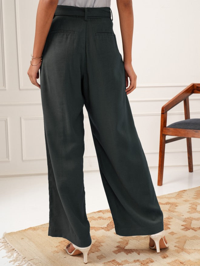 Tokyo Talkies Women Charcoal Solid Flared Casual Trouser - Charcoal - Image 3