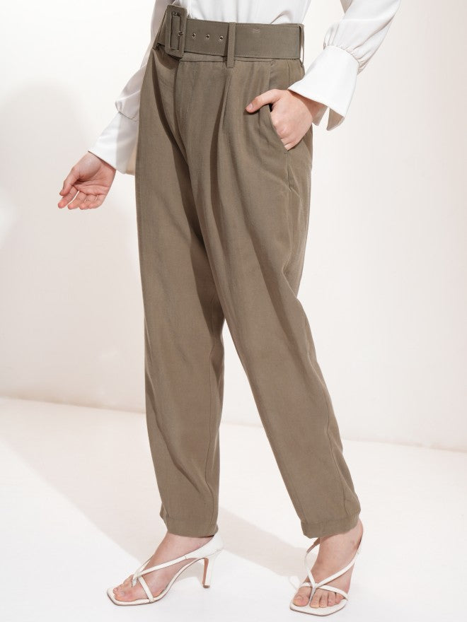Tokyo Talkies Women Olive Regular Fit Solid Casual Trousers - Olive - Image 4
