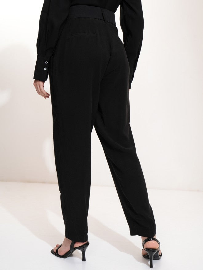 Tokyo Talkies Women Black Solid Regular Fit Casual Trouser - Black - Image 3