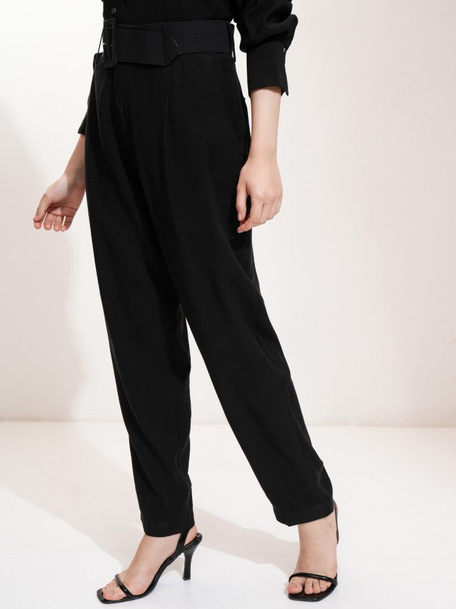 Tokyo Talkies Women Black Solid Regular Fit Casual Trouser - Black - Image 4