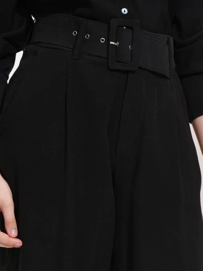 Tokyo Talkies Women Black Solid Regular Fit Casual Trouser - Black - Image 5
