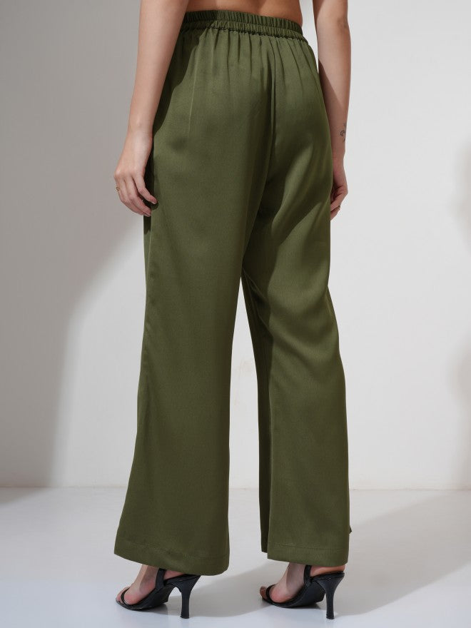 Tokyo Talkies Women Olive Solid Flared Casual Trouser - Olive - Image 3