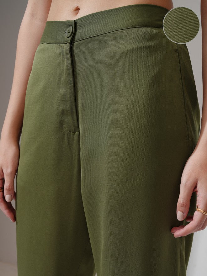 Tokyo Talkies Women Olive Solid Flared Casual Trouser - Olive - Image 5