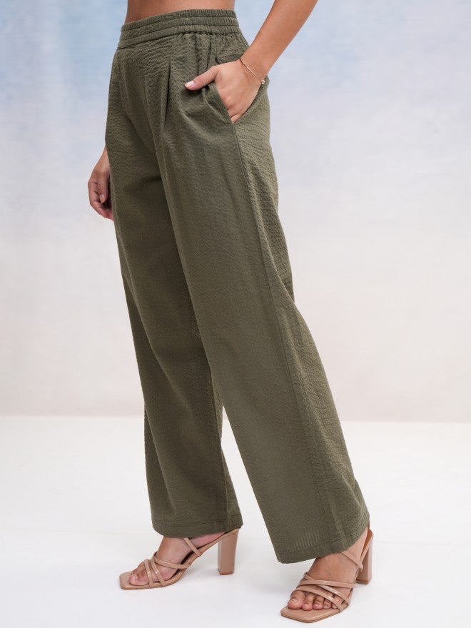 Tokyo Talkies Women Olive Self Design Regular Fit Casual Trouser - Olive - Image 4