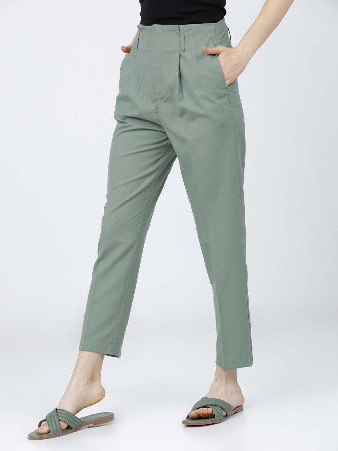 Tokyo Talkies Women Green Solid Tapered Fit Casual Trouser - Green - Image 2