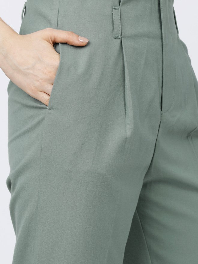 Tokyo Talkies Women Green Solid Tapered Fit Casual Trouser - Green - Image 4