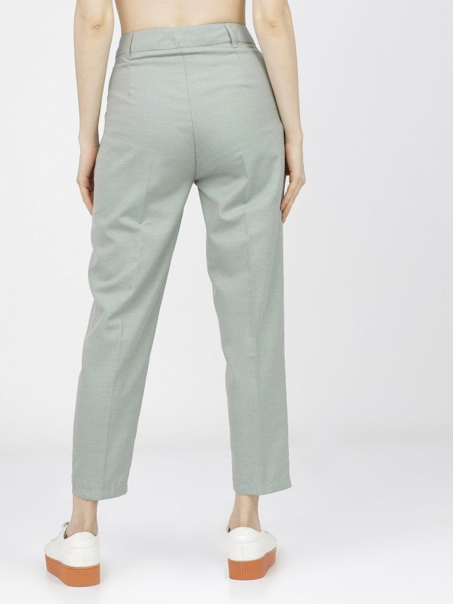Tokyo Talkies Women Green Solid Tapered Fit Casual Trouser - Green - Image 3