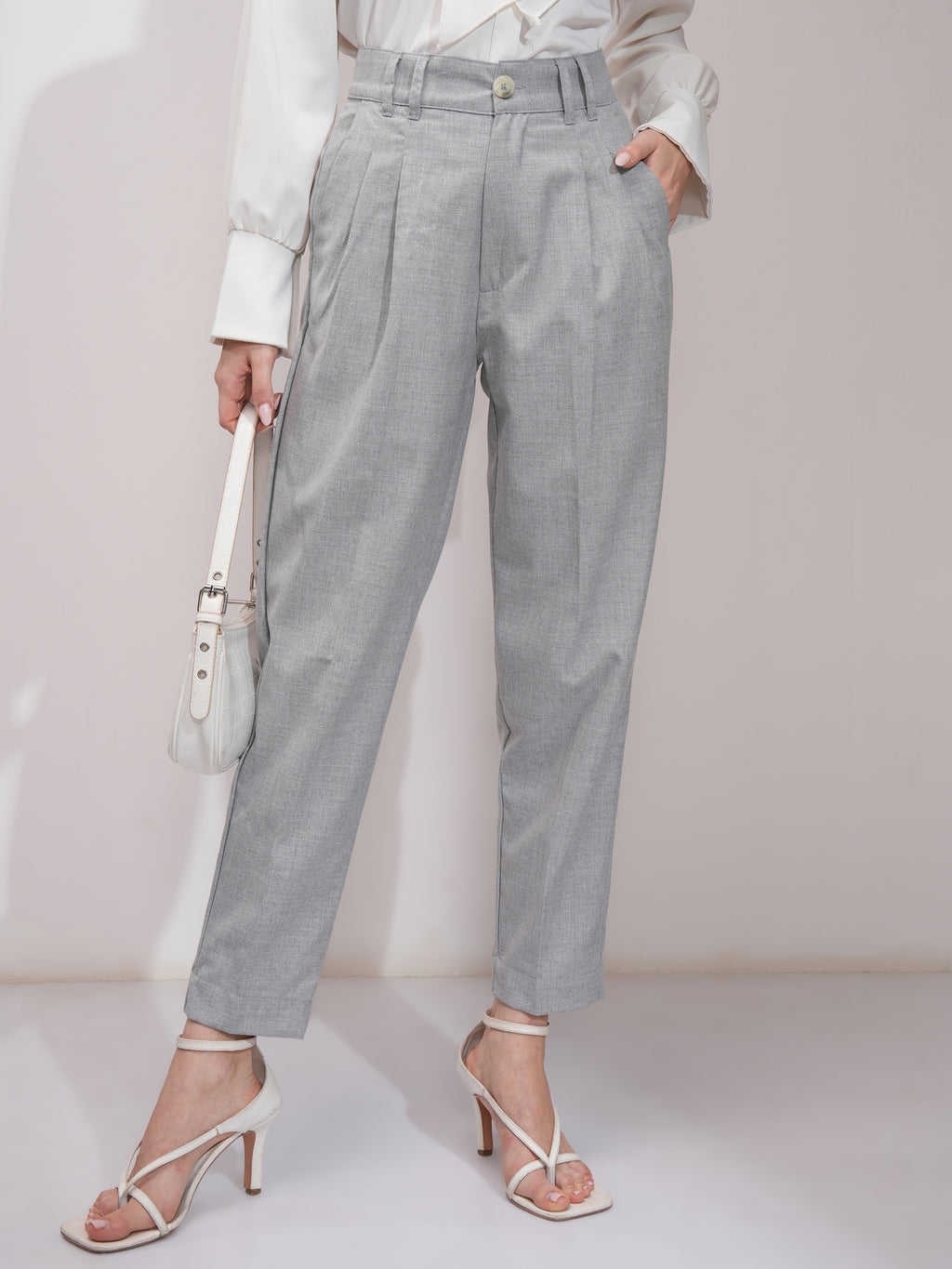 Tokyo Talkies Women Grey Solid Tapered Fit Casual Trouser - Grey - Image 1