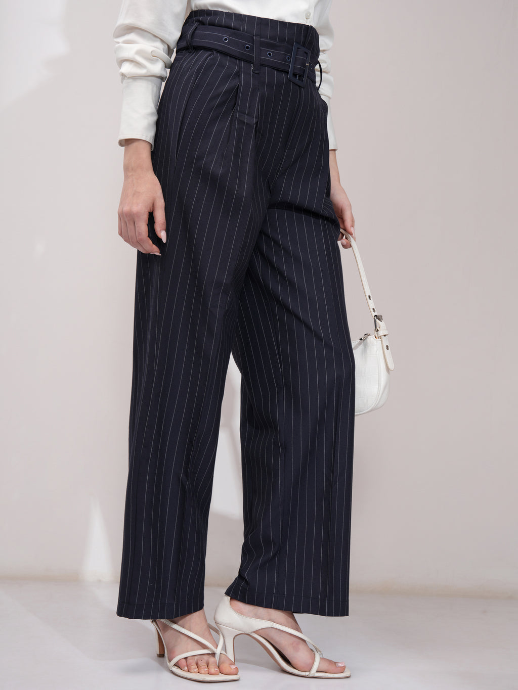 Tokyo Talkies Women Navy Blue Solid Regular Fit Casual Trouser - Navy Blue - Image 6