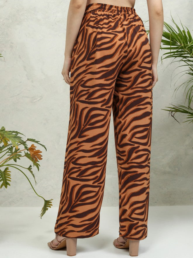 Tokyo Talkies Women Brown Printed Flared Casual Trouser - Brown - Image 3