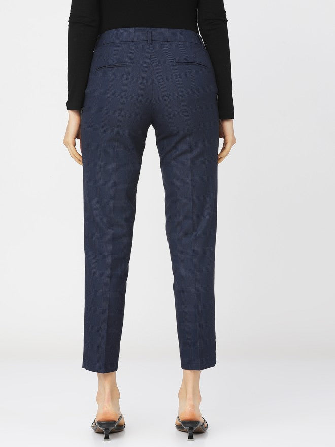 Tokyo Talkies Women Navy Blue Checked Regular Fit Casual Trouser - Navy Blue - Image 3