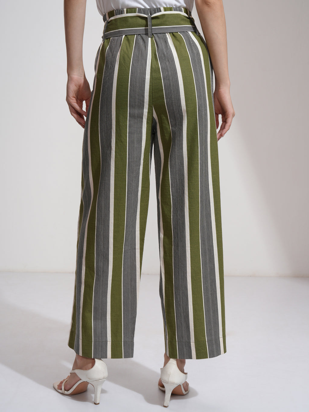 Tokyo Talkies Women Green Striped Regular Fit Casual Trouser - Green - Image 3