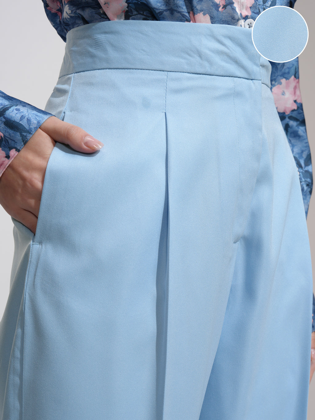 Tokyo Talkies Women Blue Solid Regular Fit Formal Trousers - Blue - Image 5