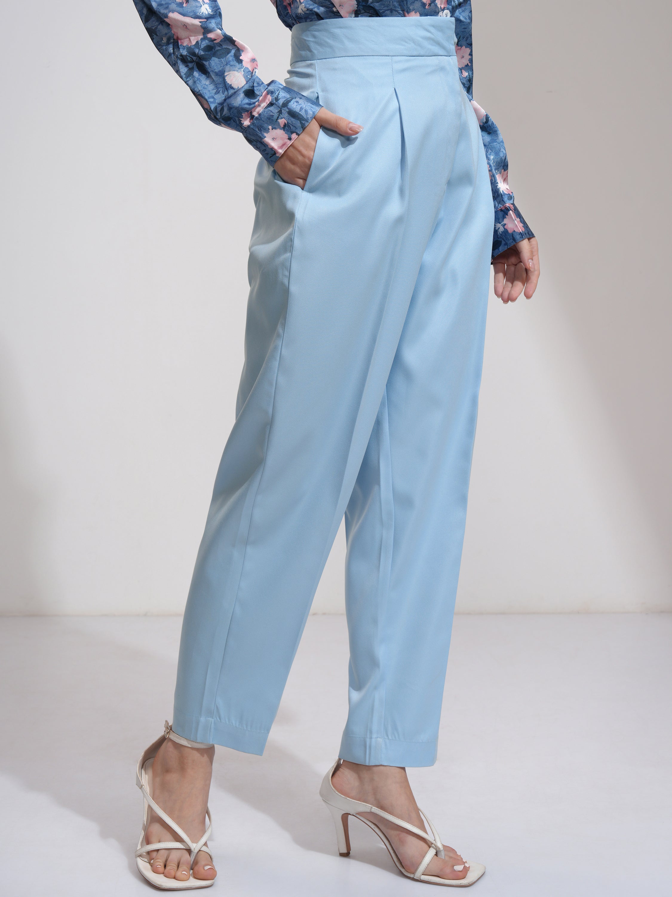 Tokyo Talkies Women Blue Solid Regular Fit Formal Trousers - Blue - Image 6