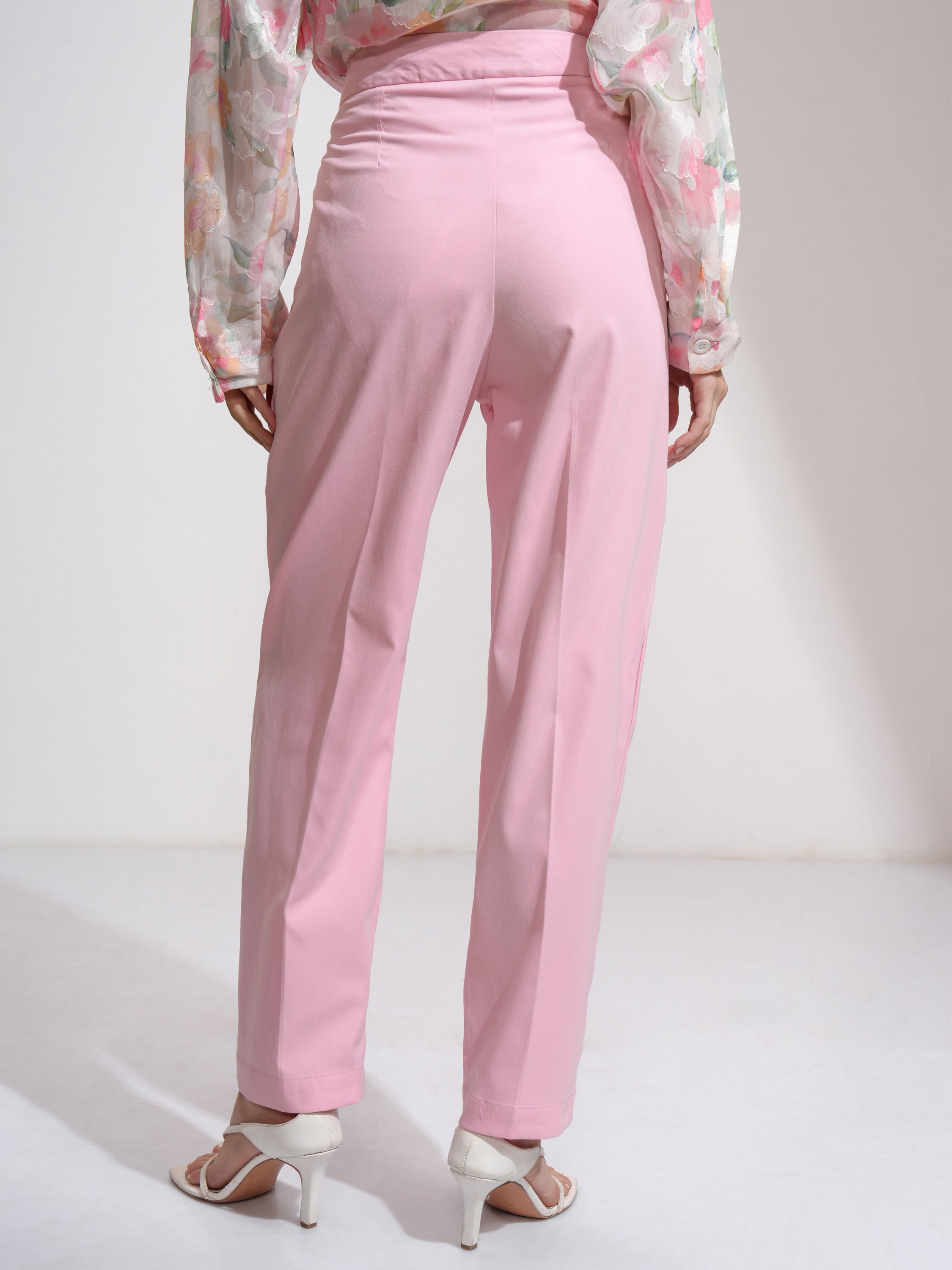 Tokyo Talkies Women Pink Solid Regular Fit Casual Trouser - Pink - Image 3
