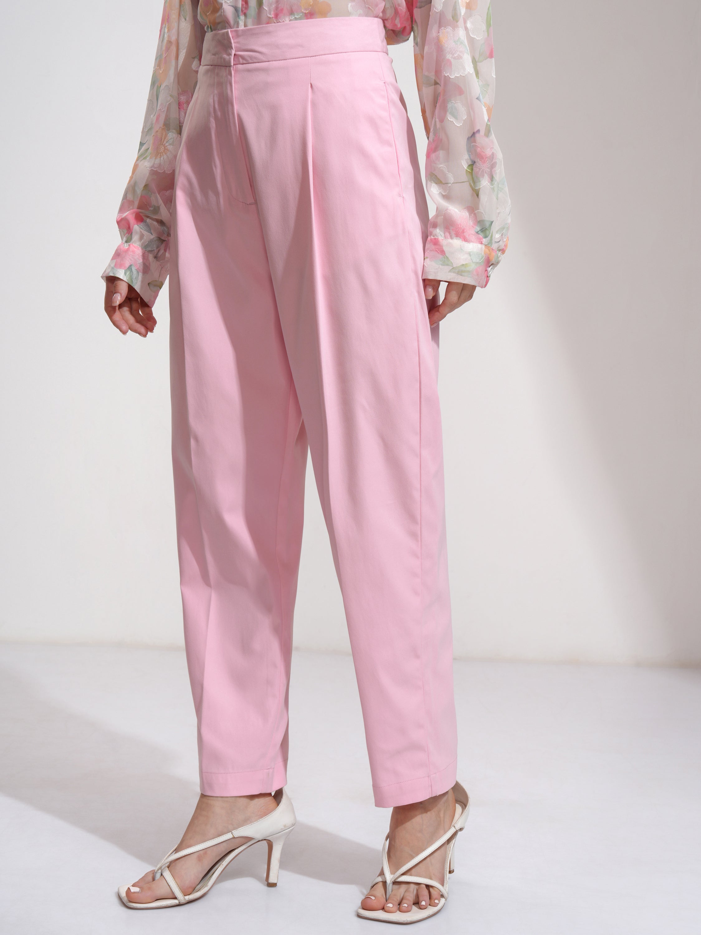 Tokyo Talkies Women Pink Solid Regular Fit Casual Trouser - Pink - Image 4