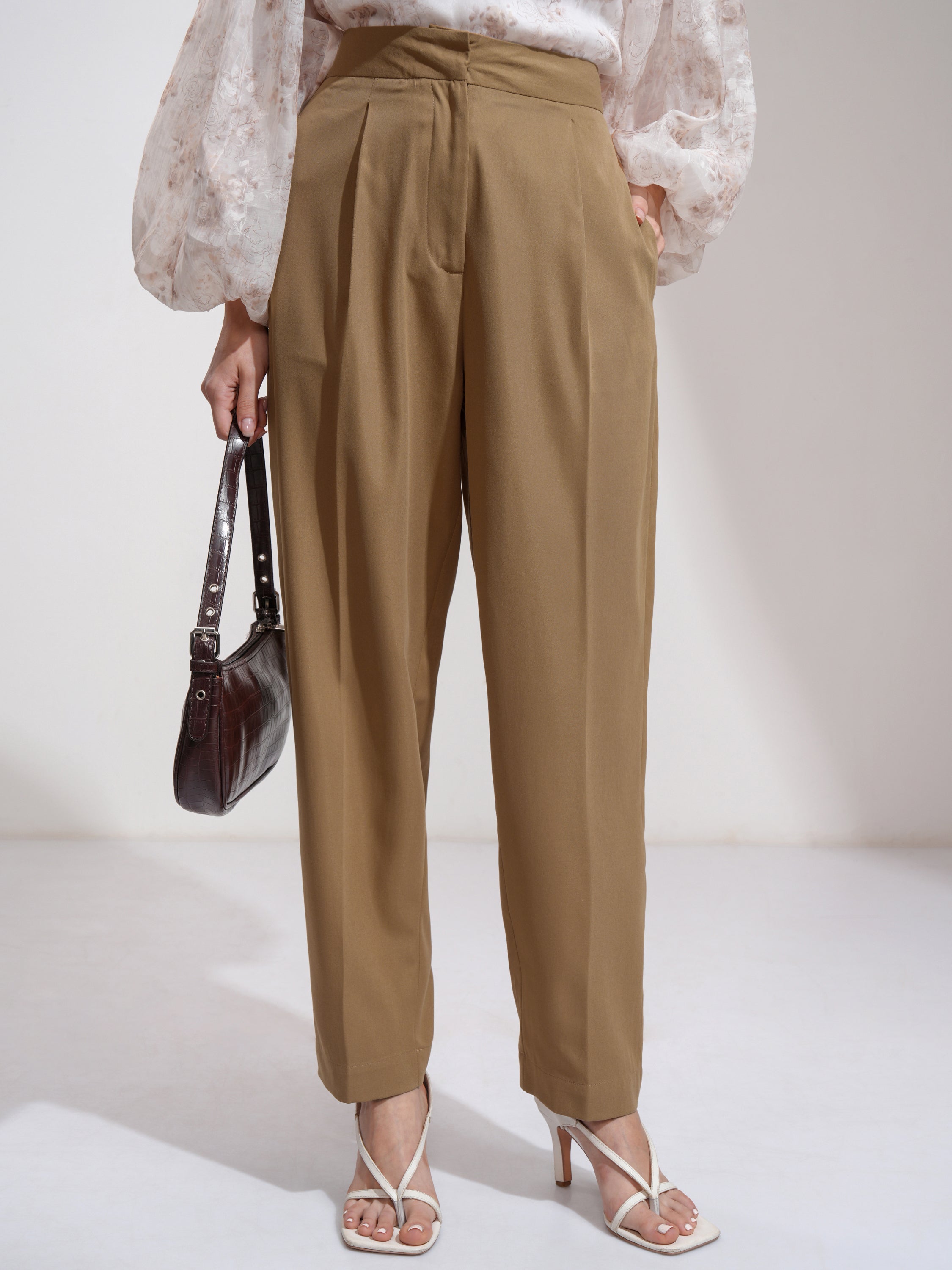 Tokyo Talkies Women Khaki Solid Regular Fit Casual Trouser - Khaki - Image 1