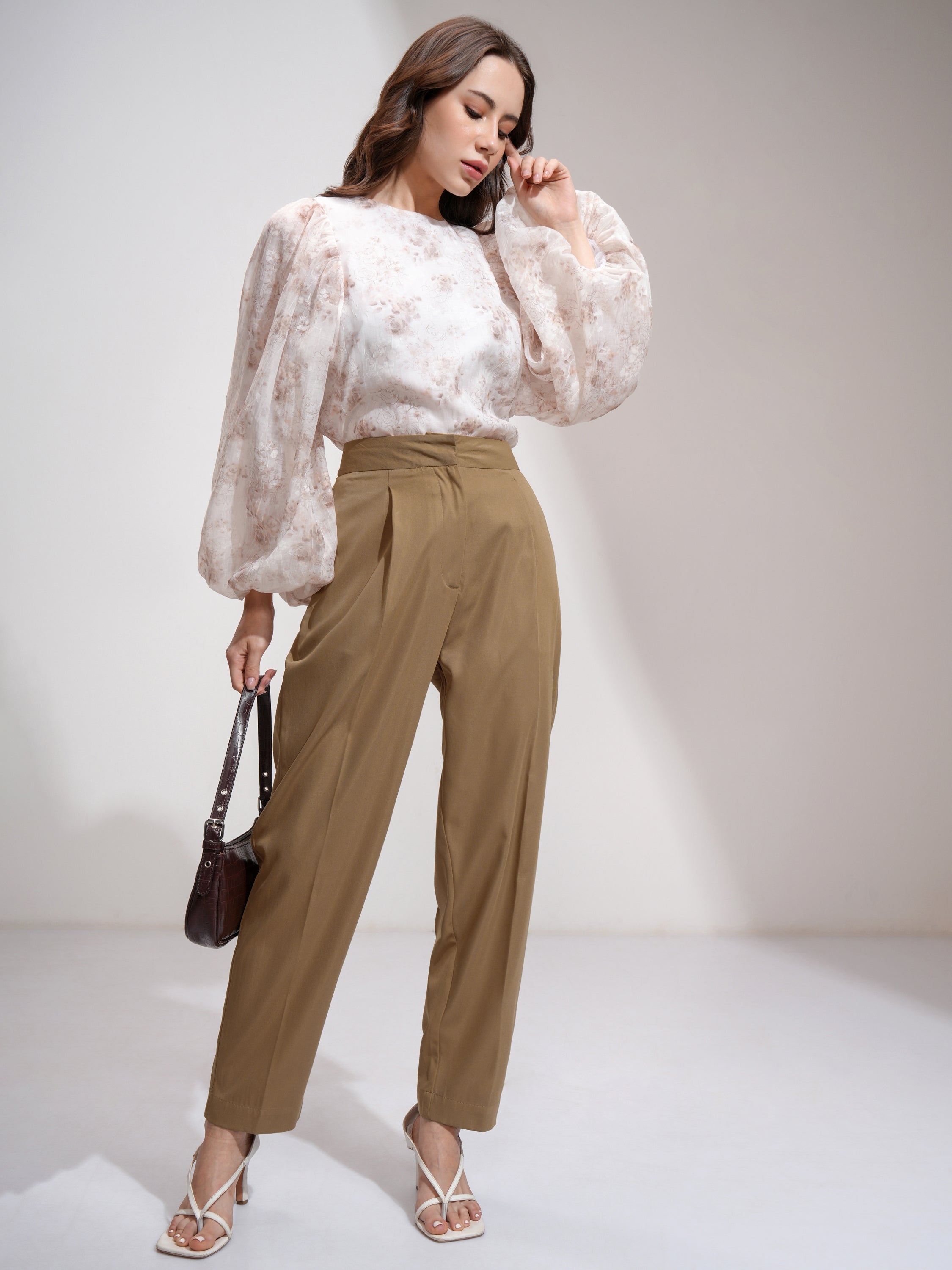 Tokyo Talkies Women Khaki Solid Regular Fit Casual Trouser - Khaki - Image 2