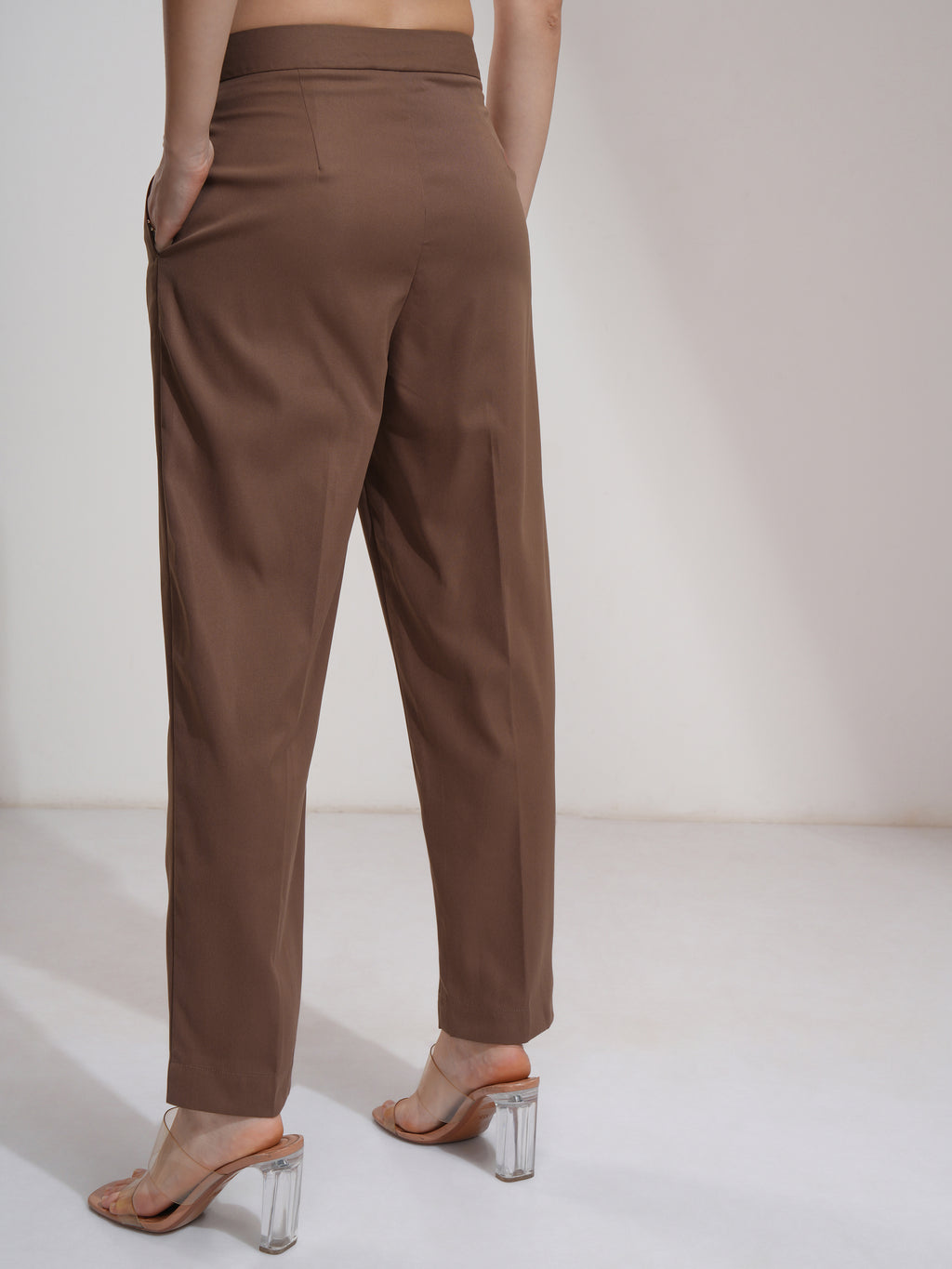 Tokyo Talkies Women Brown Solid Regular Fit Casual Trouser - Brown - Image 3