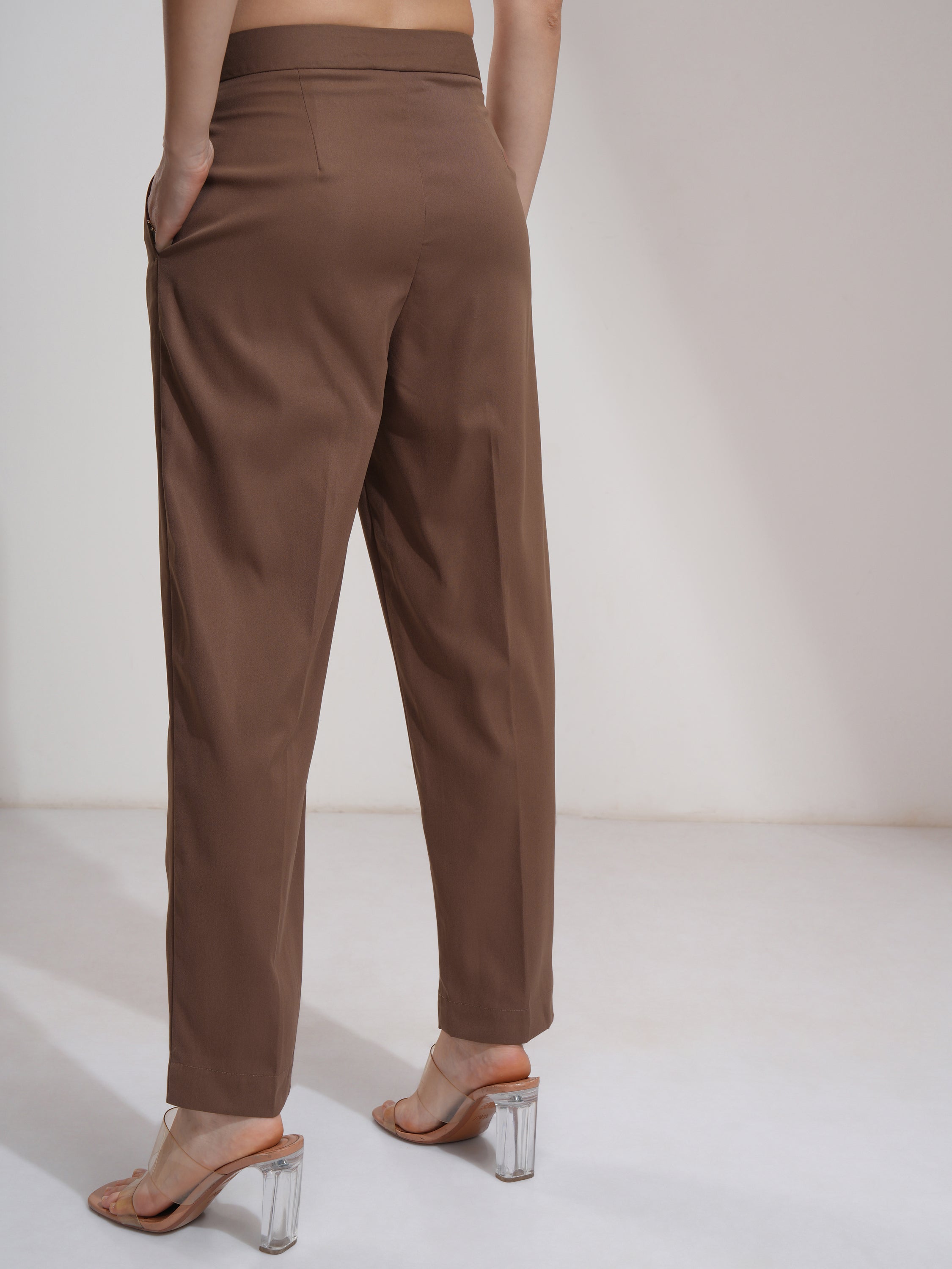 Tokyo Talkies Women Brown Solid Regular Fit Casual Trouser - Brown - Image 3