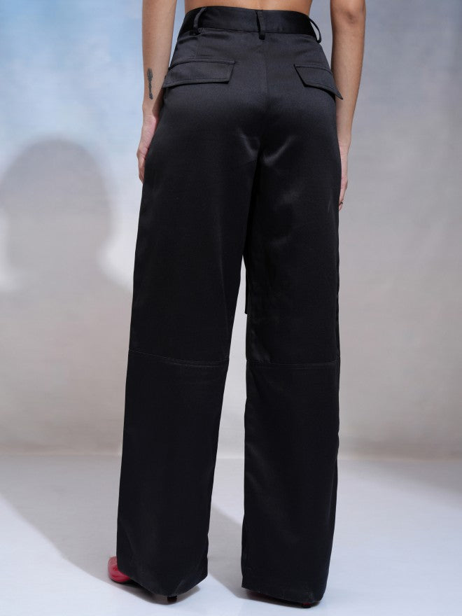 Tokyo Talkies Women Black Solid Regular Fit Cargos - Black - Image 3