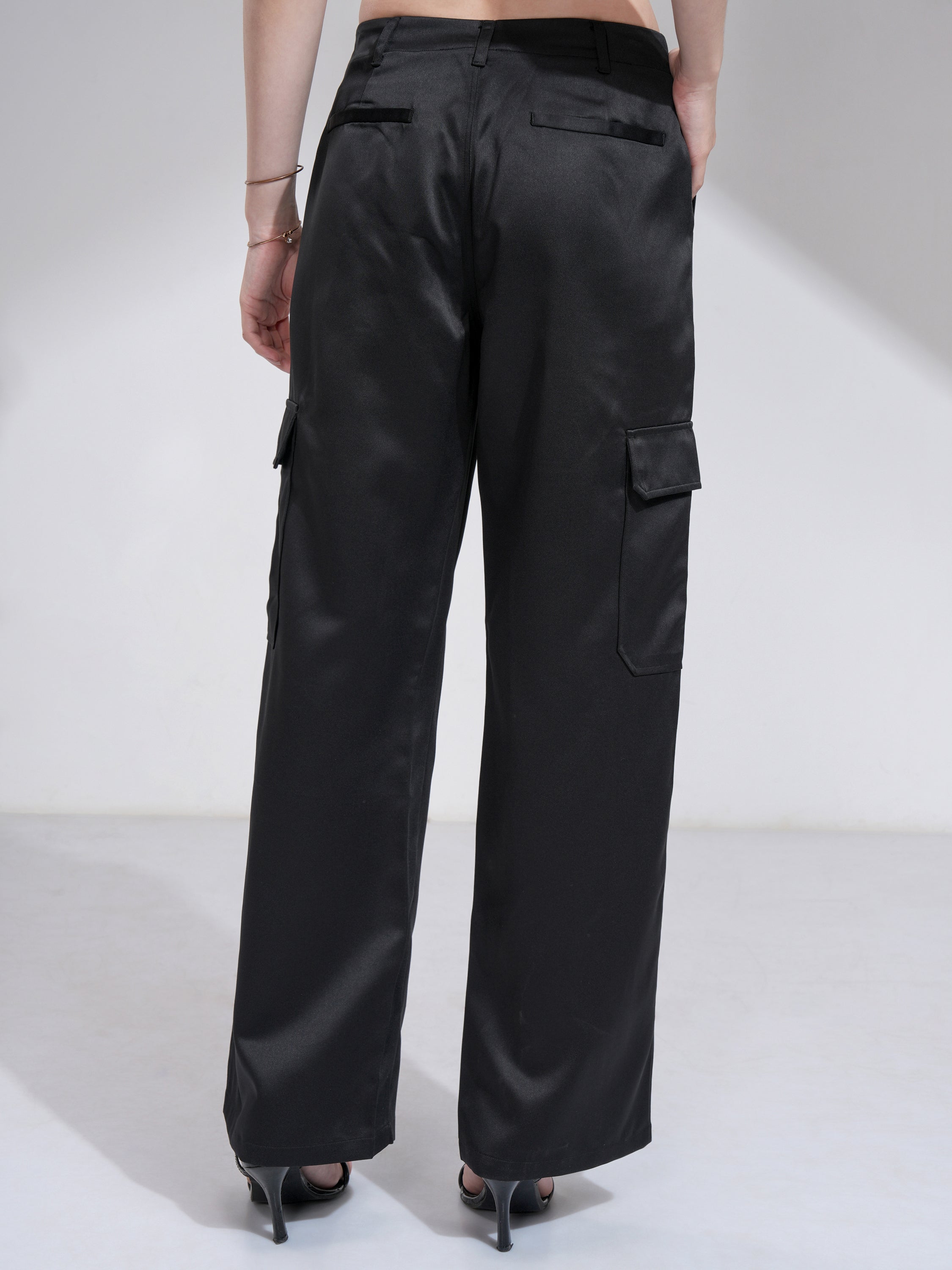 Tokyo Talkies Women Black Solid Straight Fit Cargos - Black - Image 3