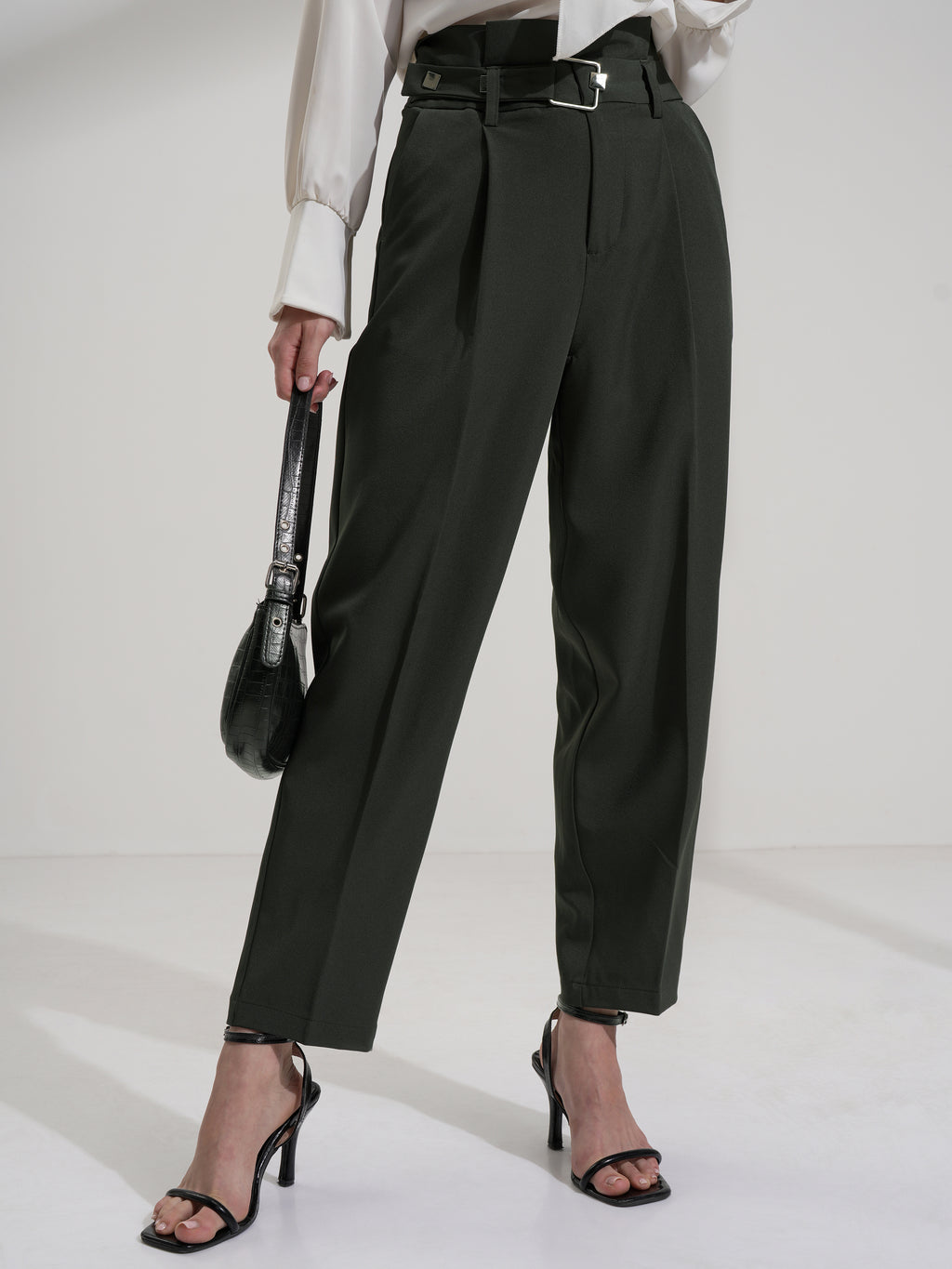 Tokyo Talkies Women Olive Solid Regular Fit Casual Trouser - Olive - Image 1
