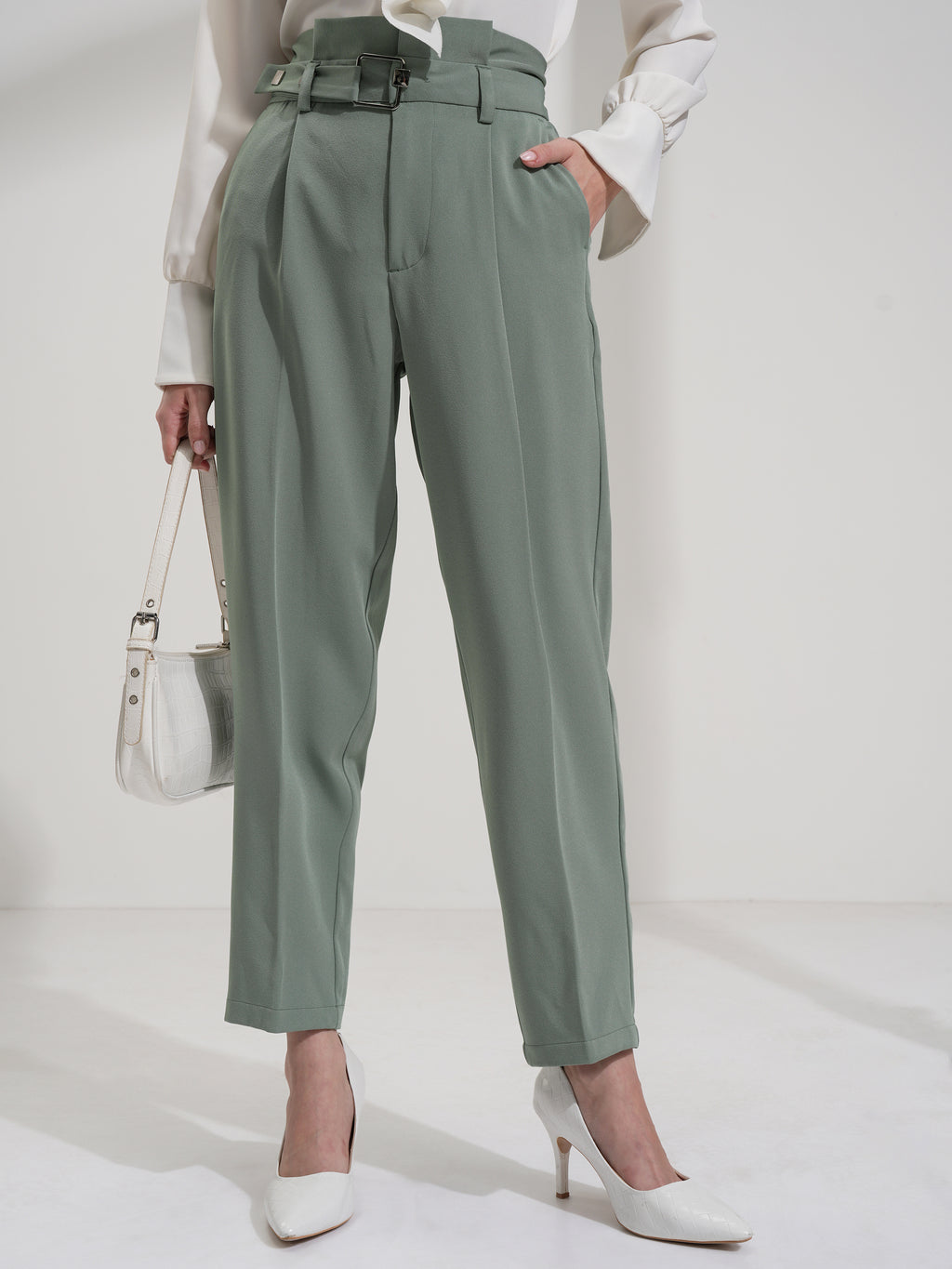 Tokyo Talkies Women Green Solid Regular Fit Casual Trouser - Green - Image 1