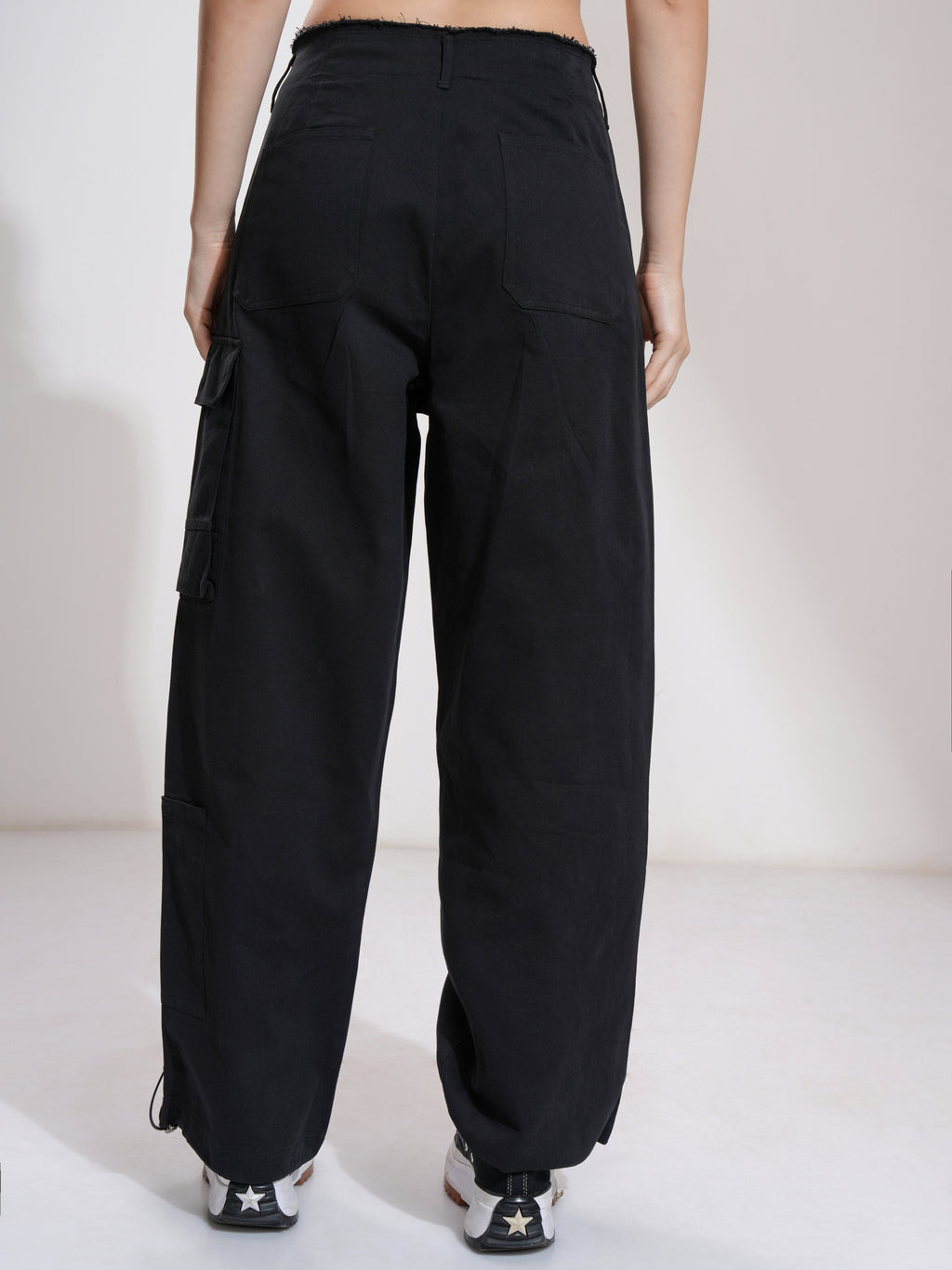 Tokyo Talkies Women Black Solid Straight Fit Cargos - Black - Image 3