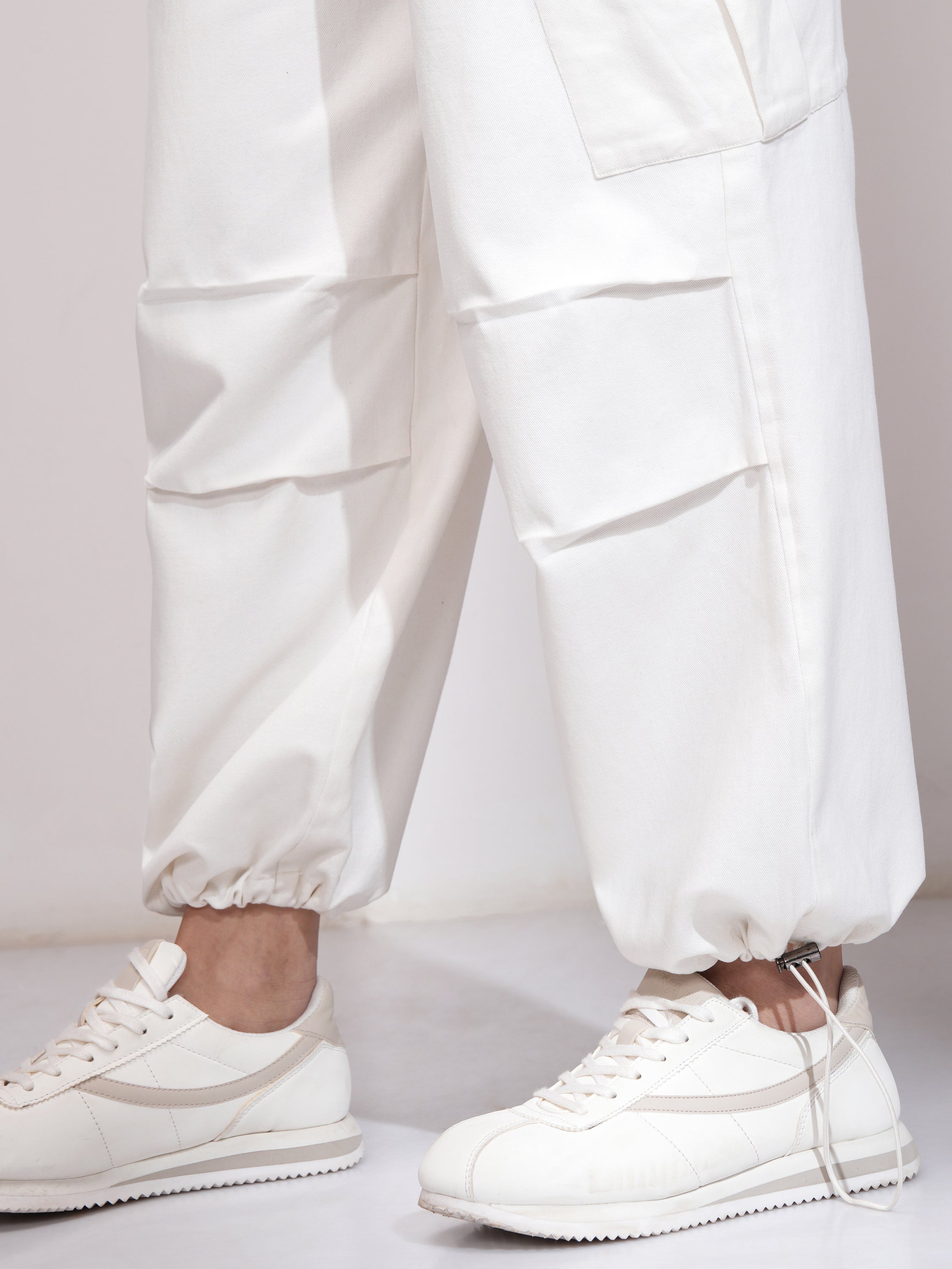Tokyo Talkies Women Off White Solid Regular Fit Cargos - Off White - Image 7