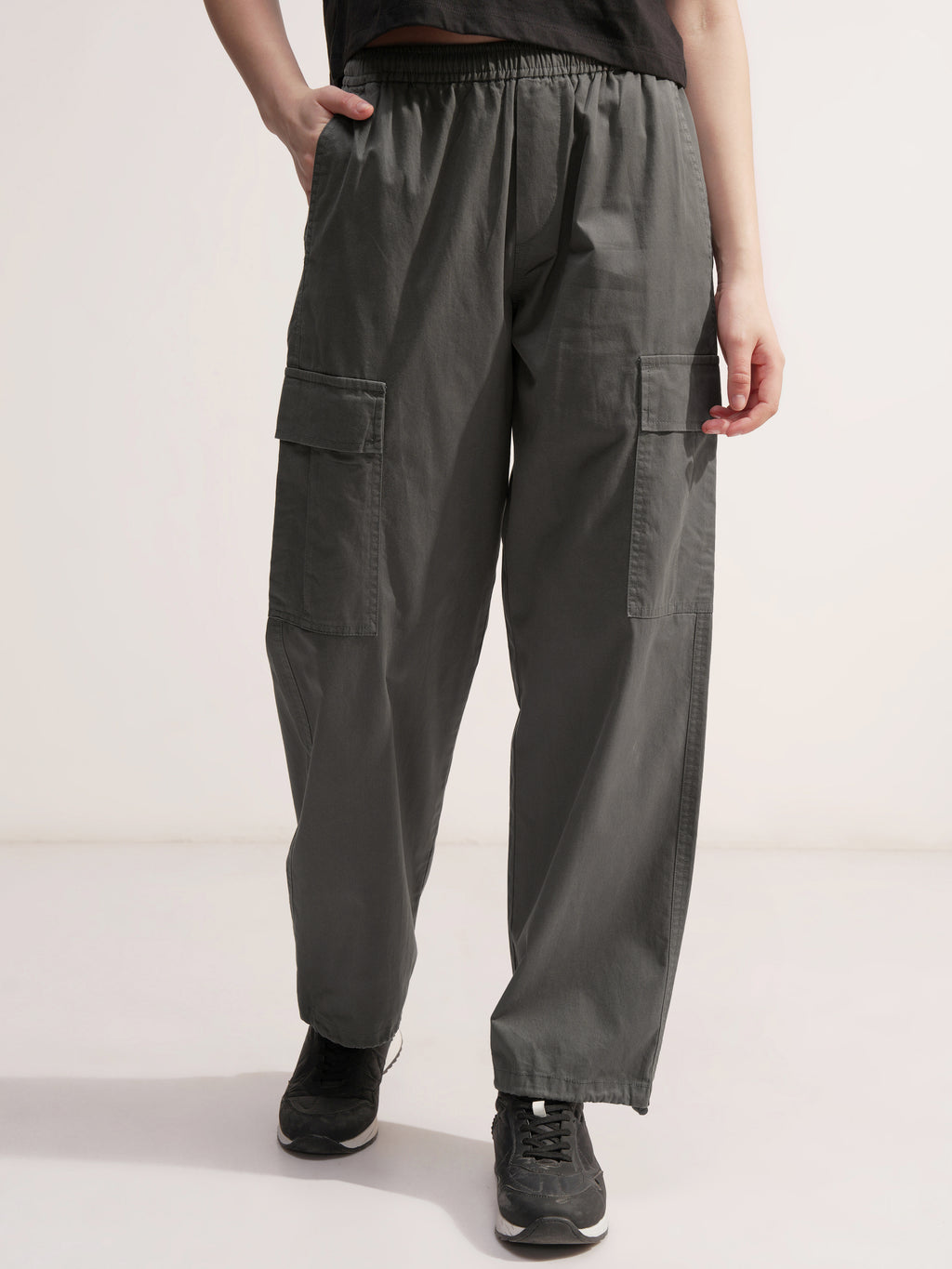 Tokyo Talkies Women Grey Solid Regular Fit Cargos - Grey - Image 1