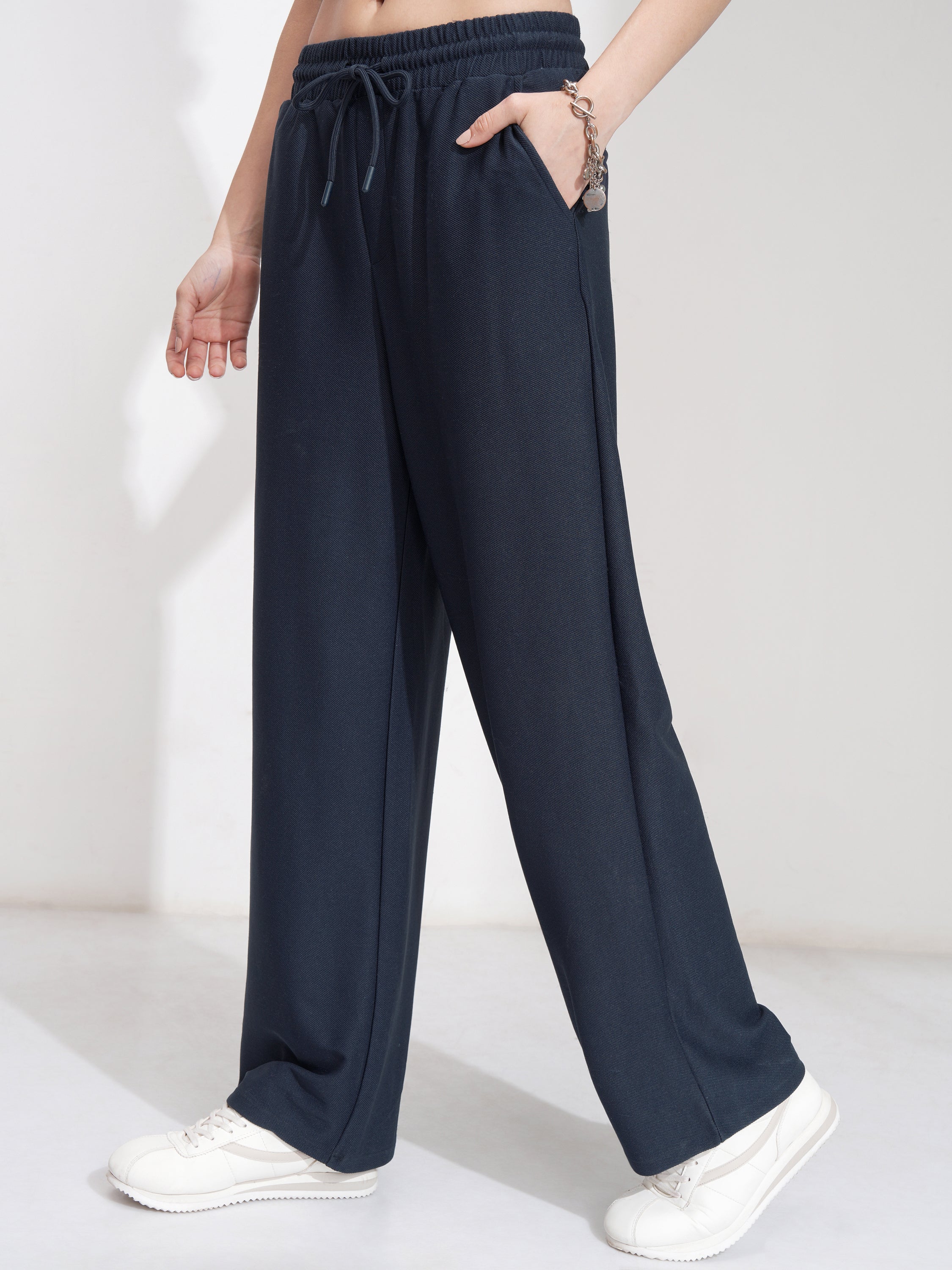 Tokyo Talkies Women Navy Blue Solid Straight Fit Casual Trouser - Navy Blue - Image 4