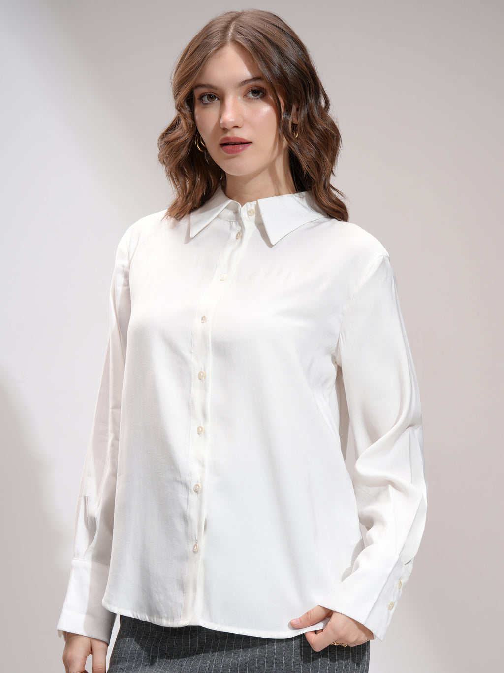 Tokyo Talkies Women Off White Solid Casual Shirt - Off White - Image 4