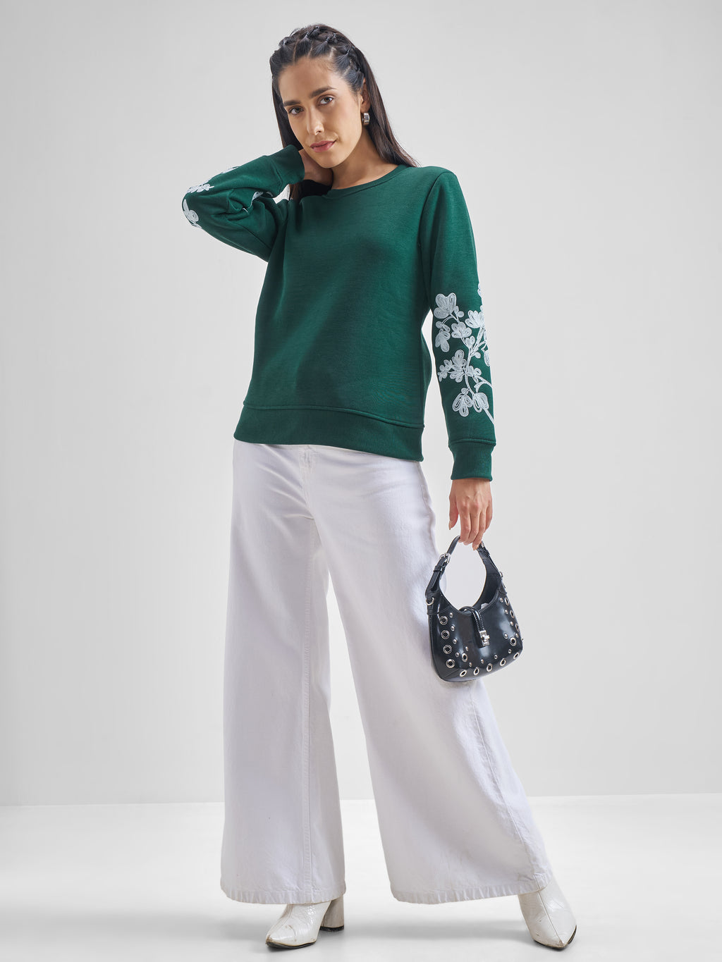 Tokyo Talkies Women Green Solid Pullover Round Neck Sweatshirt - Green - Image 2