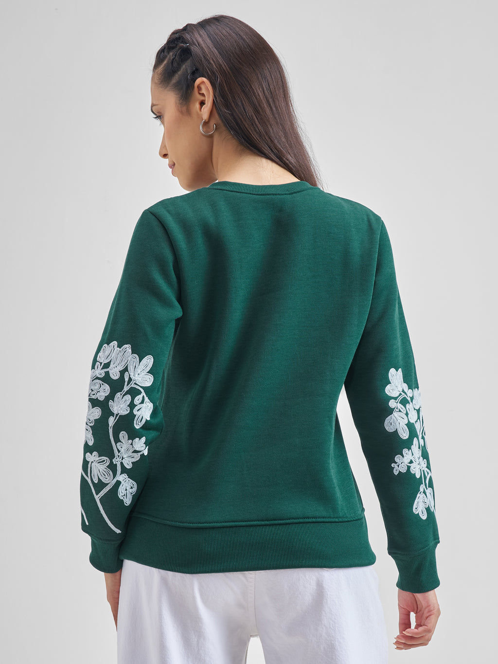 Tokyo Talkies Women Green Solid Pullover Round Neck Sweatshirt - Green - Image 3