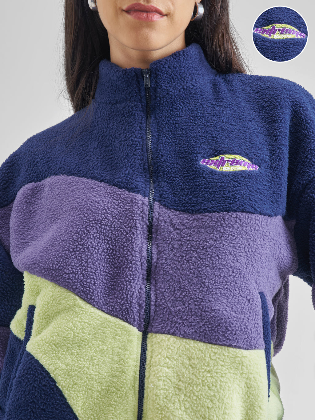 Tokyo Talkies Women Navy Blue Colourblocked Pullover High Neck Sweatshirt - Navy Blue - Image 5
