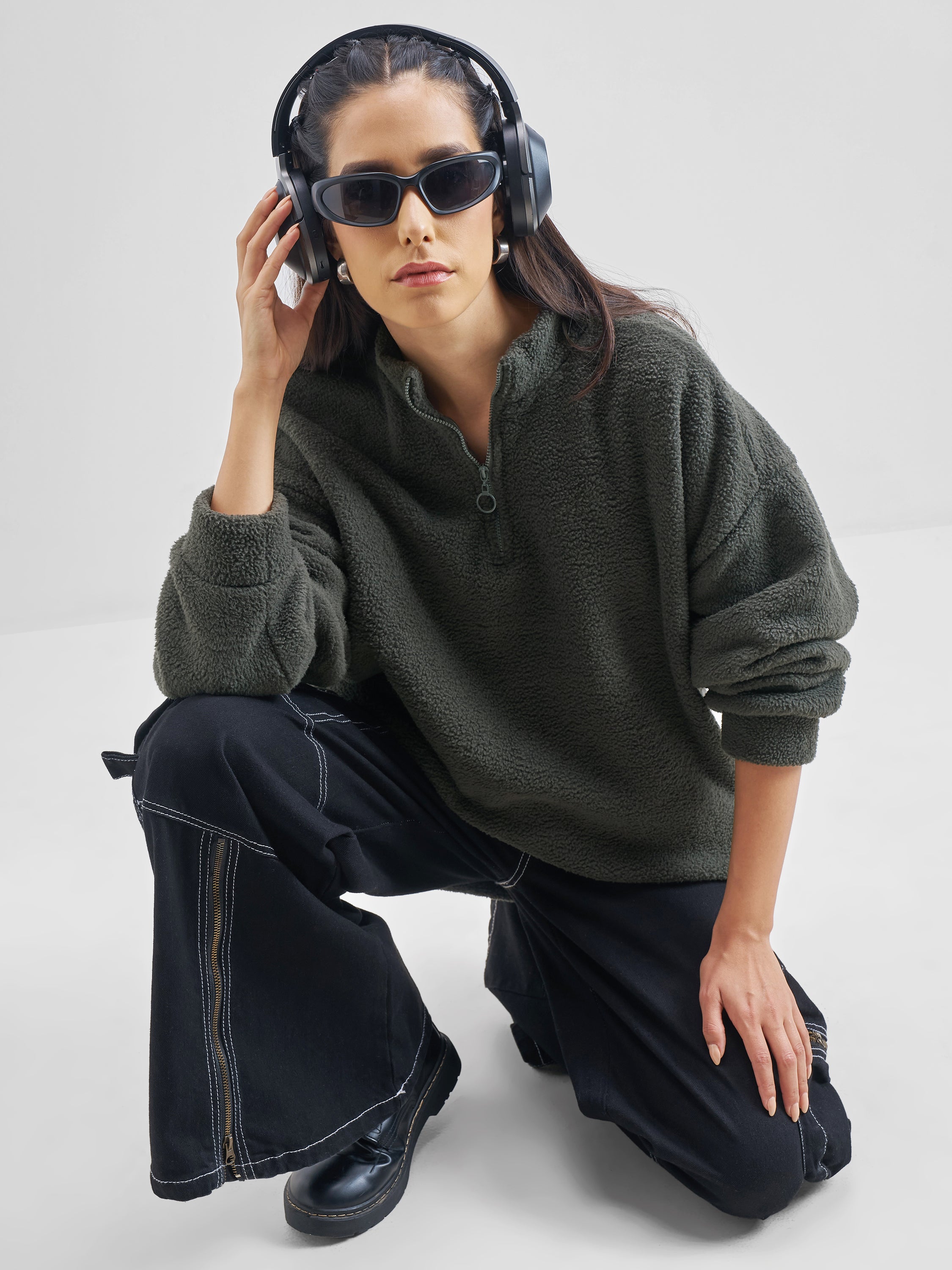 Tokyo Talkies Women Grey Solid Pullover High Neck Sweatshirt - Grey - Image 2
