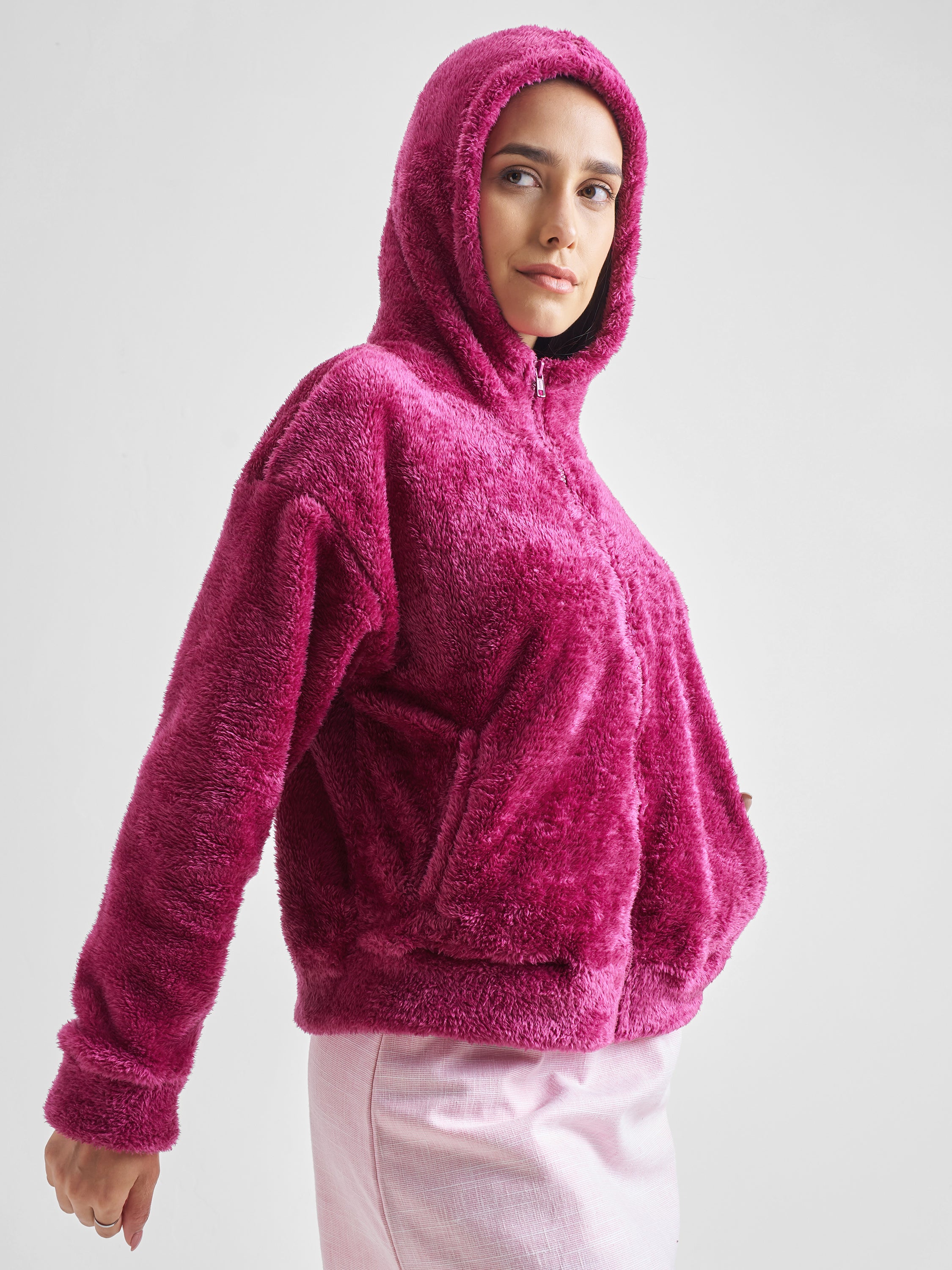 Tokyo Talkies Women Pink Solid Pullover Hood Sweatshirt - Pink - Image 6