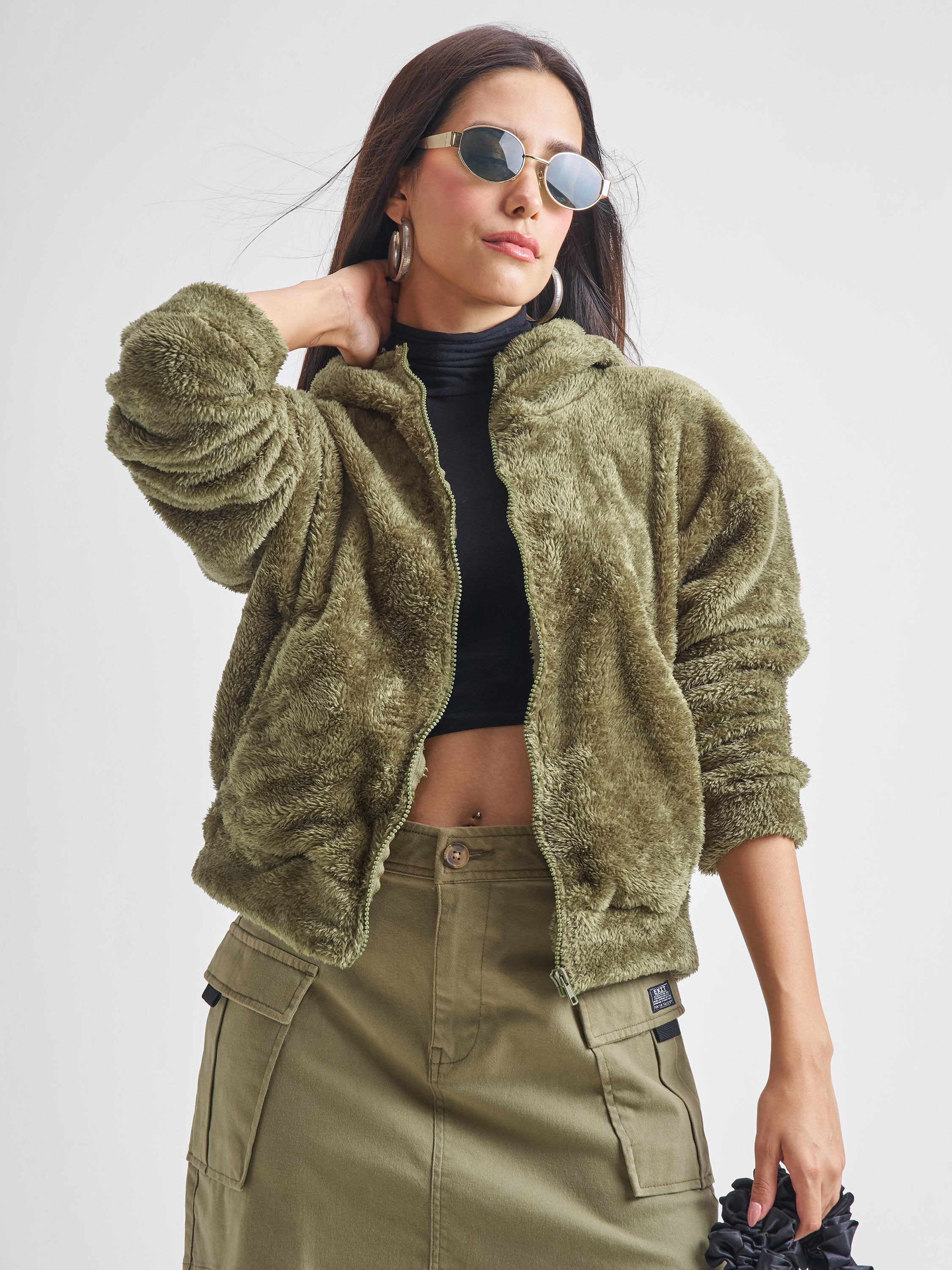 Tokyo Talkies Women Green Solid Pullover Hood Sweatshirt - Green - Image 1
