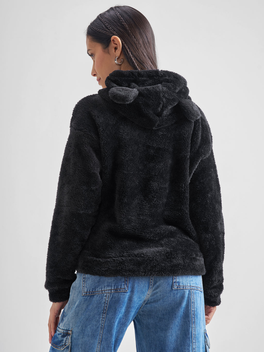 Tokyo Talkies Women Black Solid Pullover Hood Sweatshirt - Black - Image 3