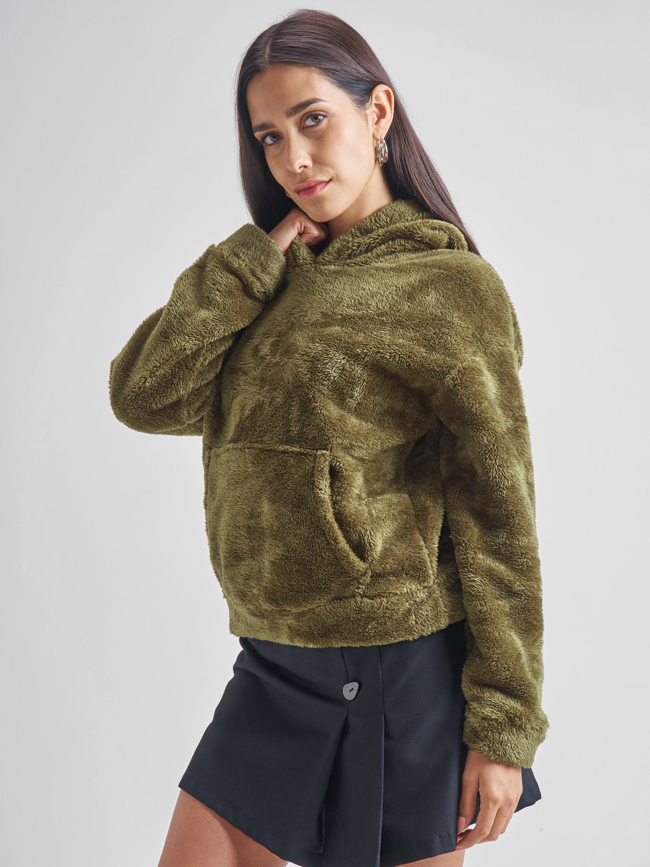Tokyo Talkies Women Green Solid Pullover Hood Sweatshirt - Green - Image 4