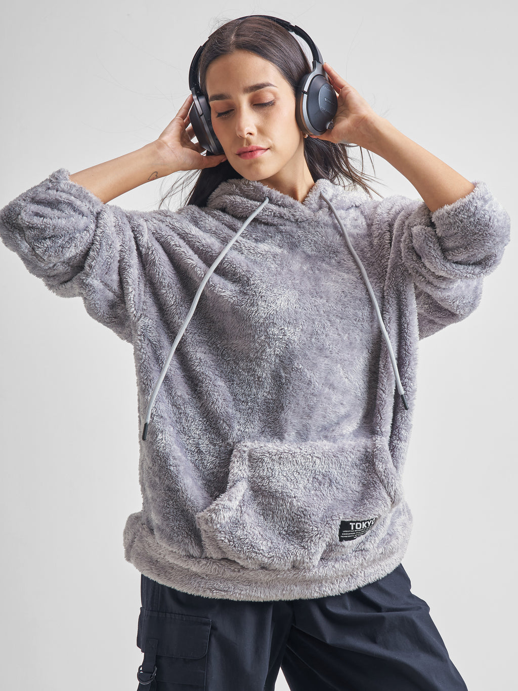 Tokyo Talkies Women Grey Solid Pullover Hood Sweatshirt - Grey - Image 1