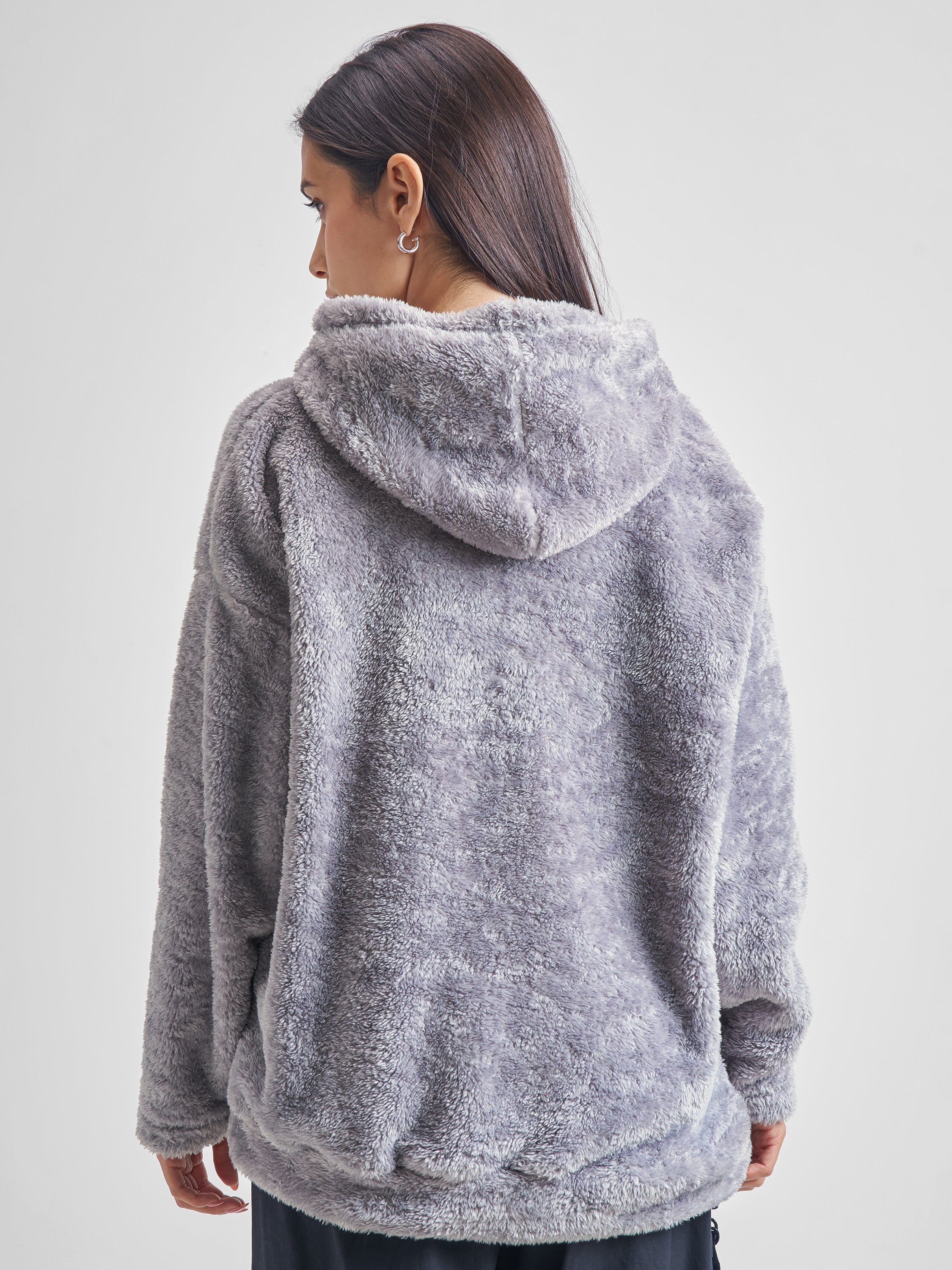 Tokyo Talkies Women Grey Solid Pullover Hood Sweatshirt - Grey - Image 3